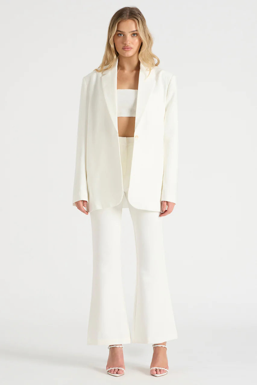 The Kelly Oversized Blazer in White